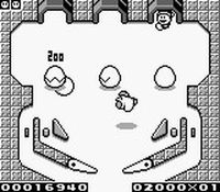 une photo d'Ã©cran de Kirby s Pinball Land sur Nintendo Game Boy